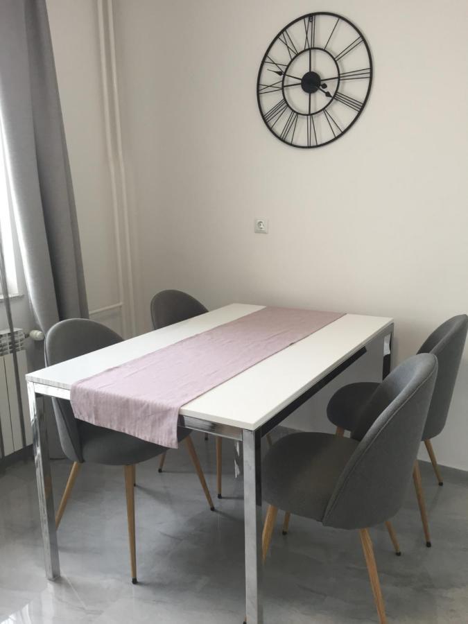 Apartman Sonas 2 With Free Private Parking Karlovac Dış mekan fotoğraf